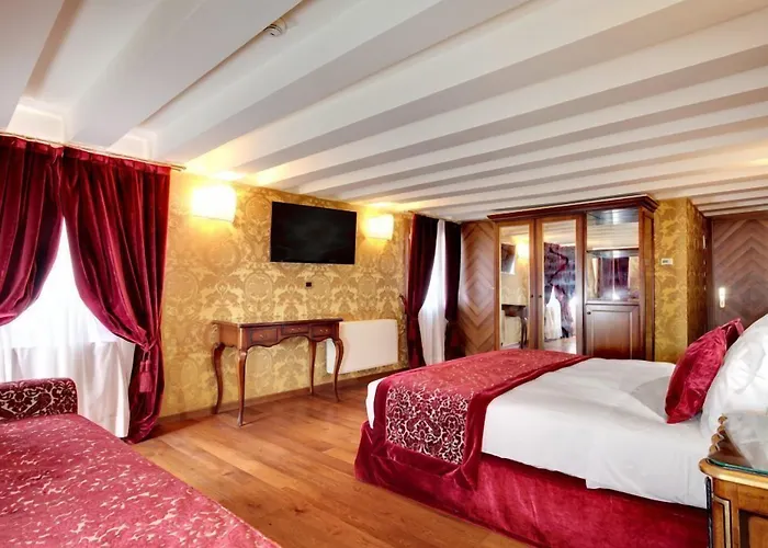 Casanova Ξενοδοχείο 4*