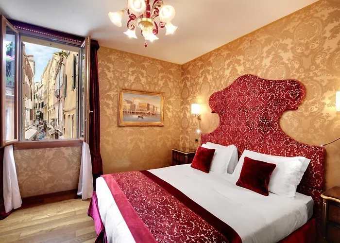 Ξενοδοχείο Casanova 4*