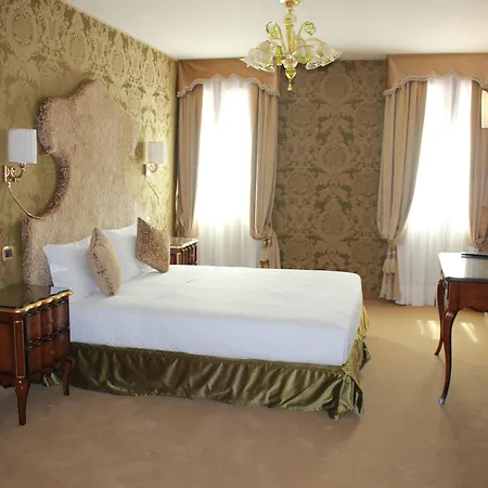Hotel Casanova Venice